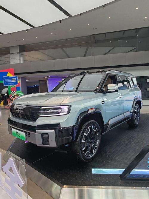 广州183比亚迪方程豹硬派越野的爆款，英菲尼迪35周年与你共成长